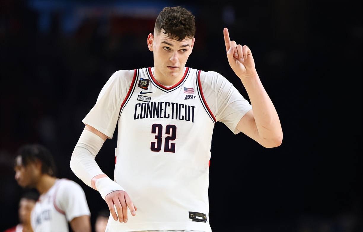 英雄联盟2025总决赛-迈阿密热火vs奥兰多魔术