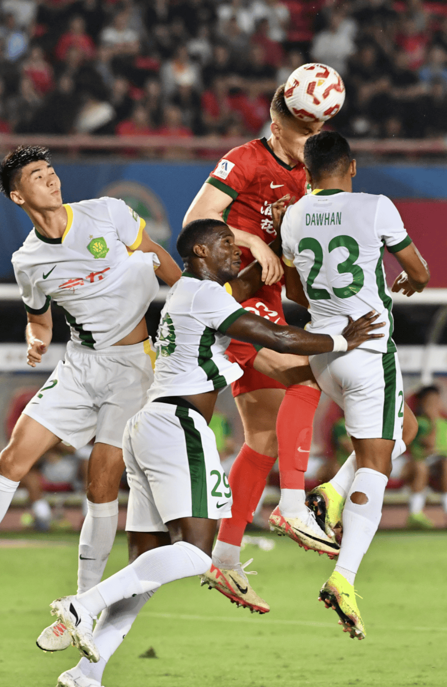 lol官方-窗口期突围战来临，北京国安围绕法国杯防线松动，引发热议，资深球员宣示担当的简单介绍